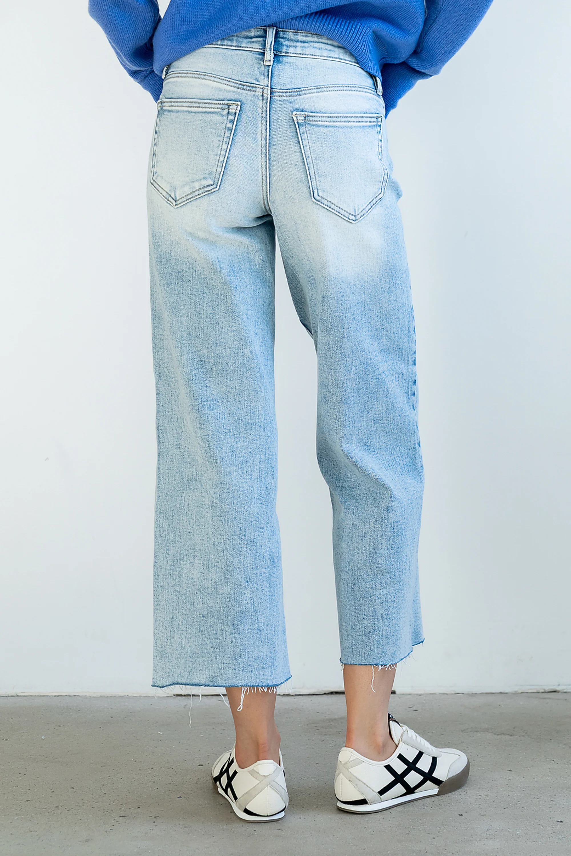 Colette Wide Leg Jeans in Light Wash - Image 6