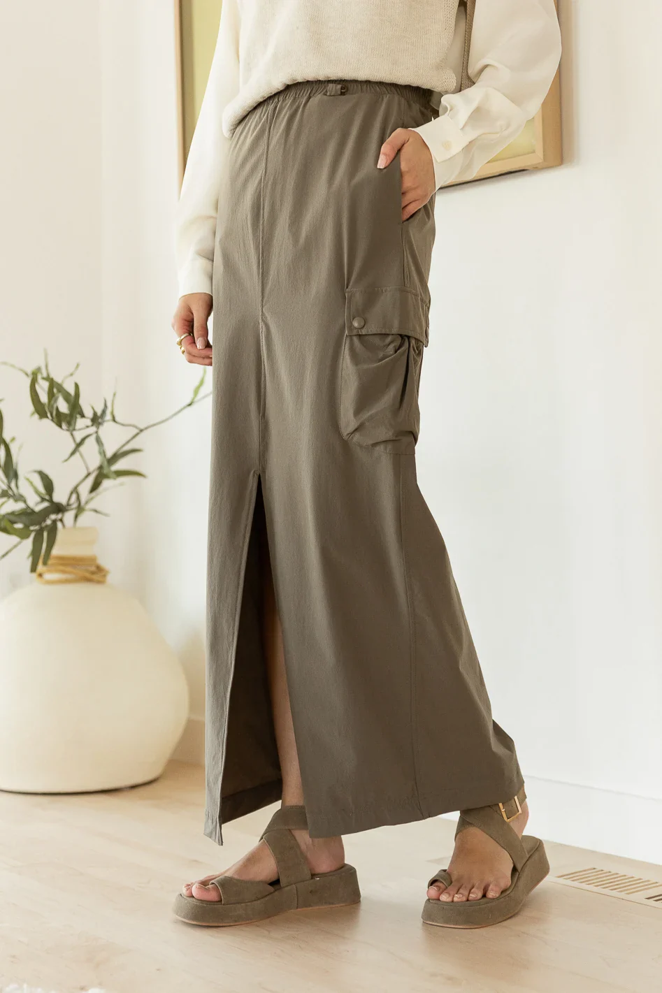 Ellie Cargo Skirt in Olive - FINAL SALE - Image 4