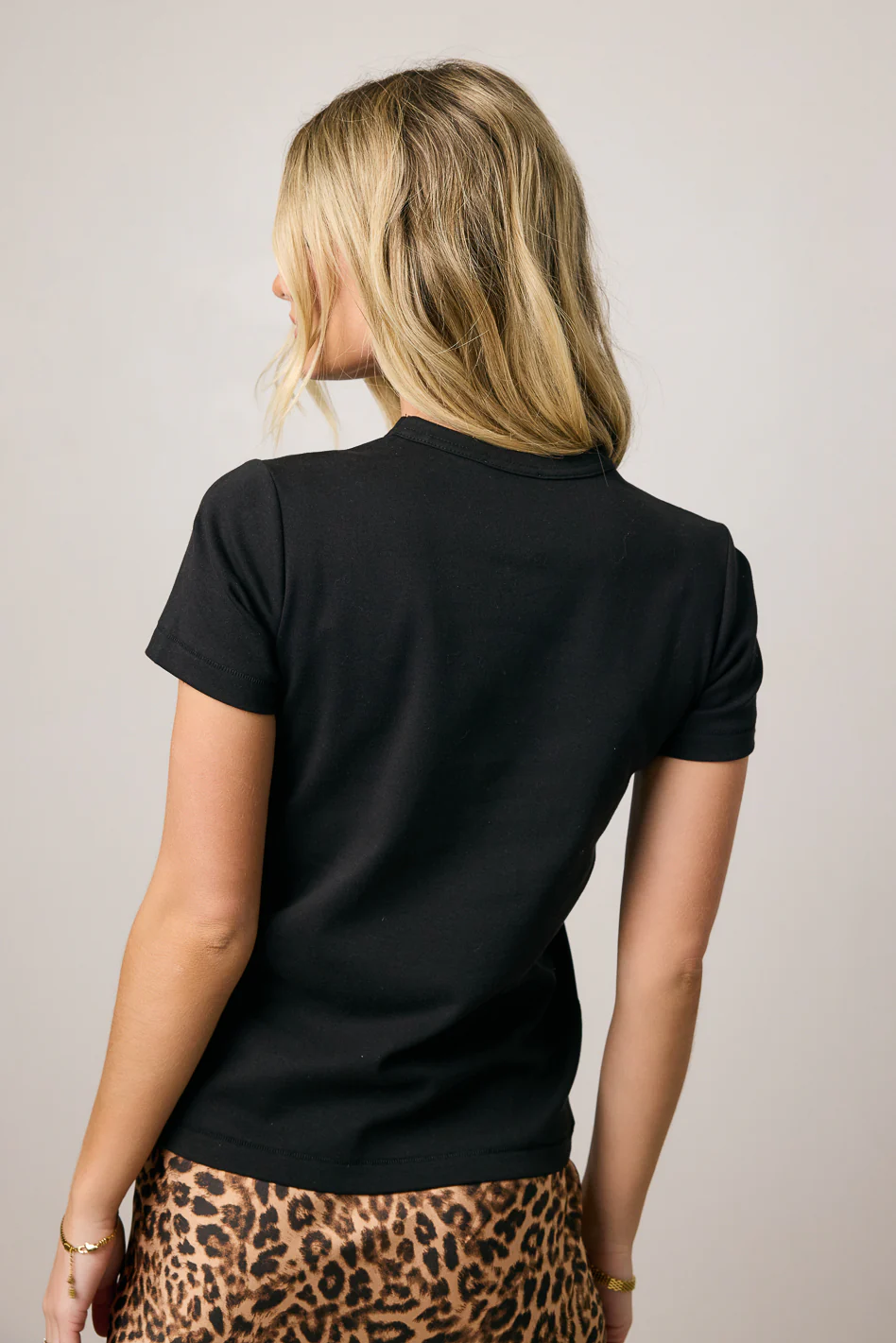 Mckenna T-Shirt in Black - Image 6